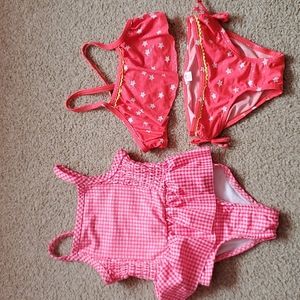 Bundle- 2 swimming suits, size 3T, one- piece and 2- piece. Never worn